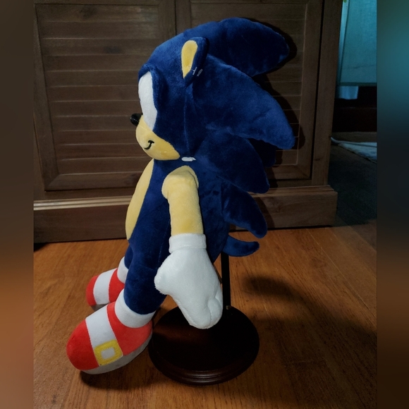 Sonic the Hedgehog Build A Bear Plush - Picture 5 of 12